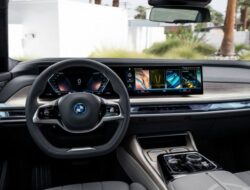 BMW, hentikan transmisi manual pada M3 di Jepang